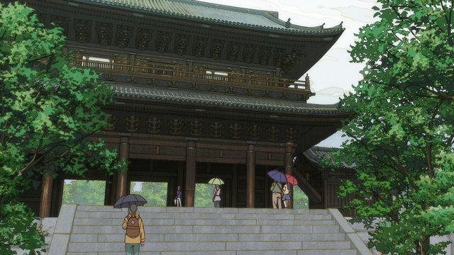 Family meeting before the Sanmon gate of Nanzen-ji